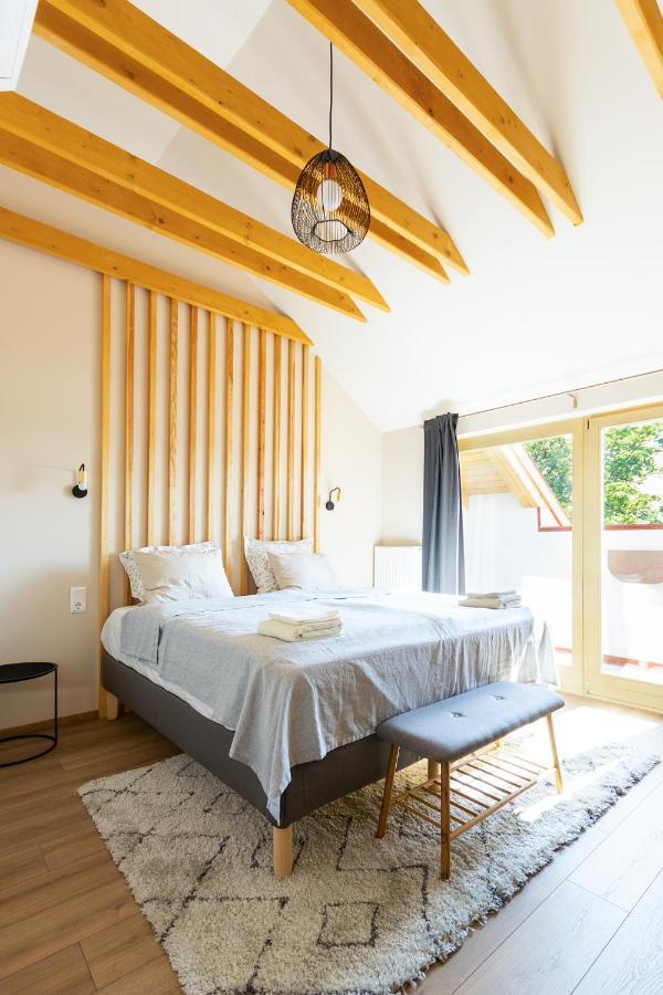 Lujza & Koriander Bed & Breakfast Vac Exterior photo